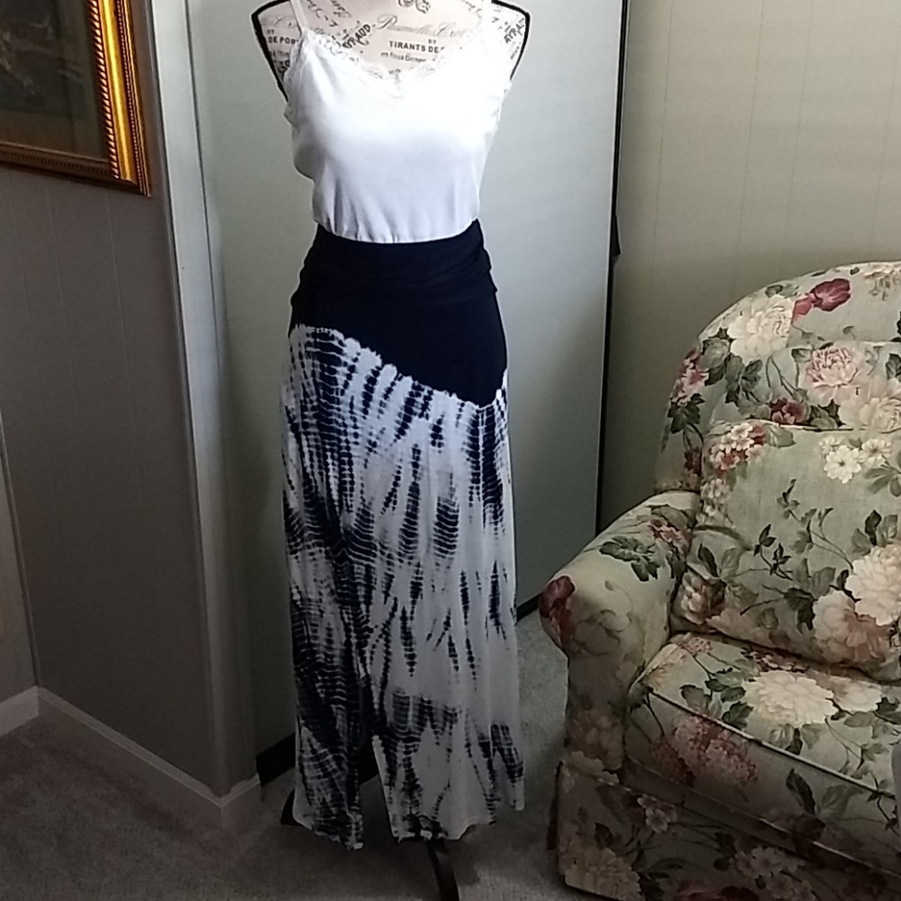 🎉HP🎉Plus Size Boho Tye-Dye Skirt, NWT